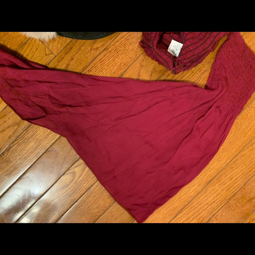 Beautiful top - Picture 6 of 7
